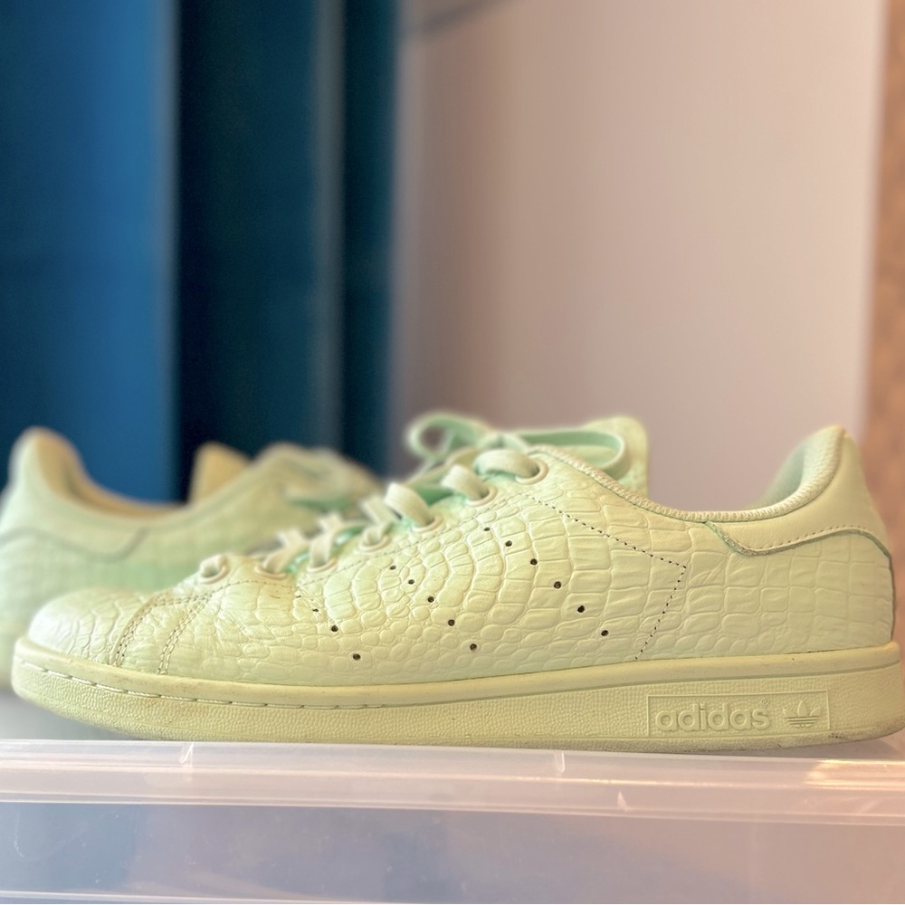 Adidas Stan Smith Crocodile size 9.5